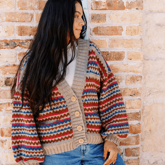 Ottolie - Chevron Cardigan med lommer
3