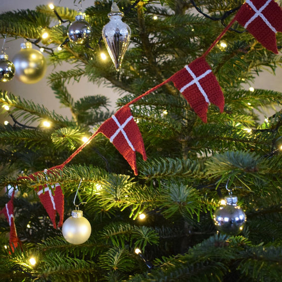 Hæklet Dannebrog flagranke - splitflag
3