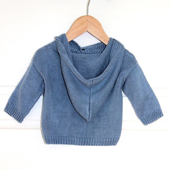 Hættetrøje med hulmønster
4