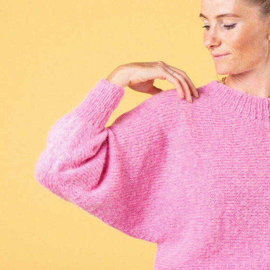 Kort Tværs - Sweater - Pink Collection
5