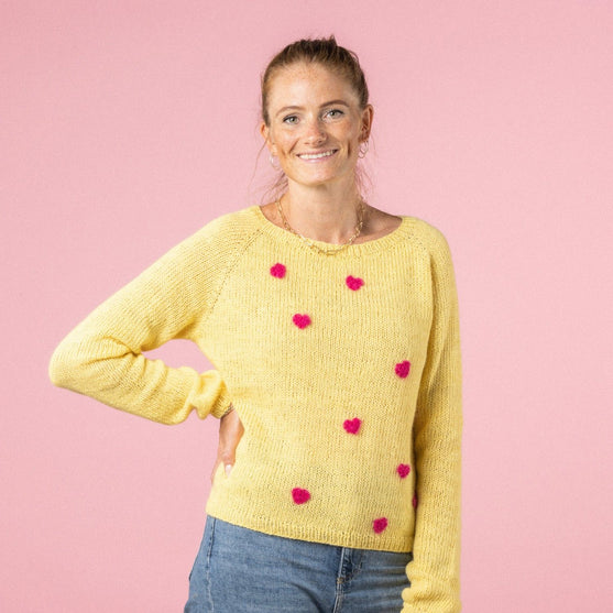 Pink heart - Sweater - Pink Collection
8