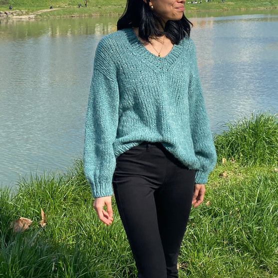 Charlotte - Sweater med v-hals
2