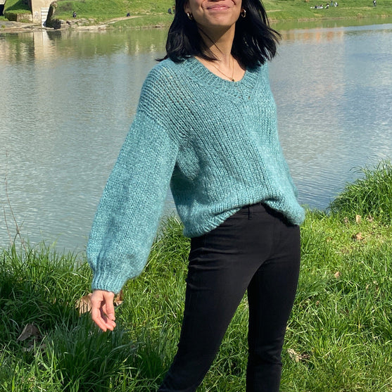 Charlotte - Sweater med v-hals
3