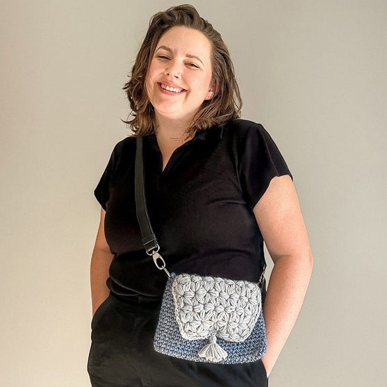Forever in Blue Jeans - Crossbody Taske
4