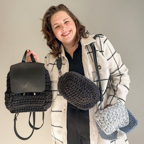 Forever in Blue Jeans - Crossbody Taske
5