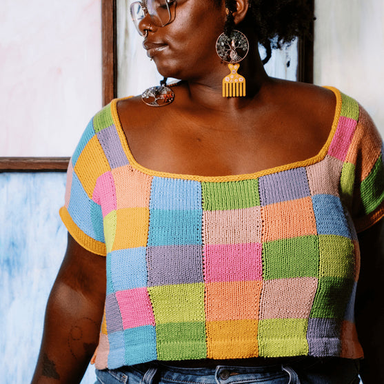 Suncatcher - Intarsia T-shirt med Firkantet Hals
5