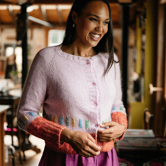 Kiln - Cardigan i flerfarvestrik
2