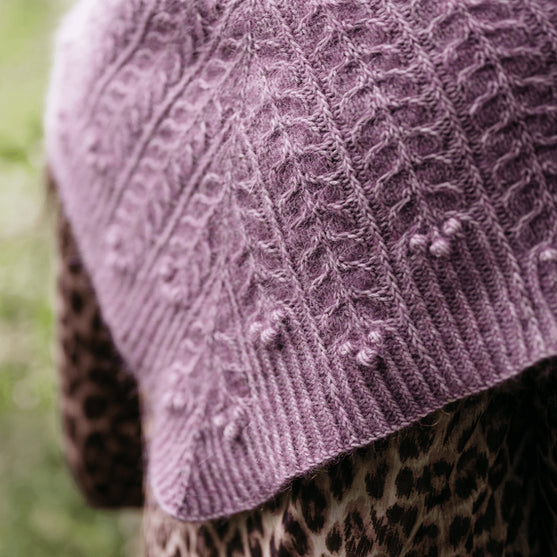 Muse Shawl - Trekantet sjal med struktur
4