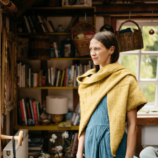 Heart of Gold - Trekantsjal med strukturmønster
9