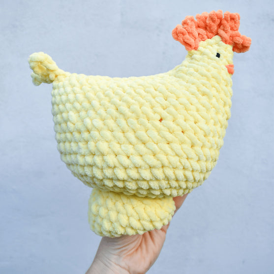 Henny - Høne med æg
10