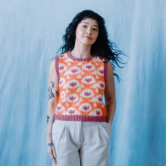 Quite Contrary - Vest i Flerfarvestrik
4