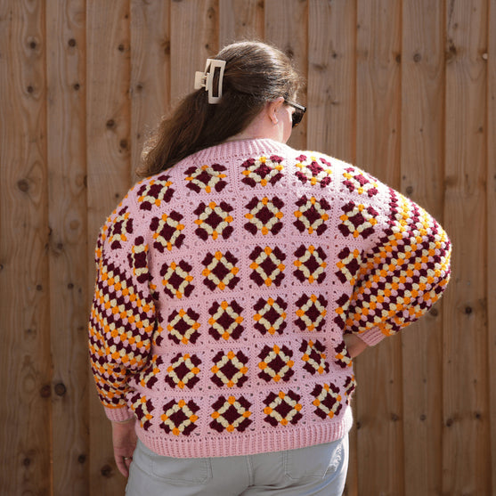 Boxy Bloom - Sweater
3