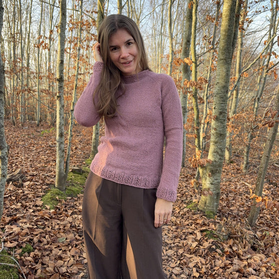 Falling Leaves - Sweater
2