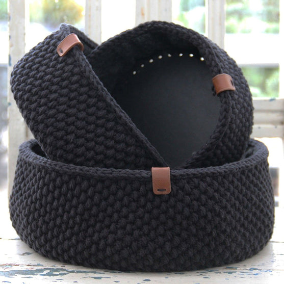 Moss Stitch Kurve med PU læderbunde
3