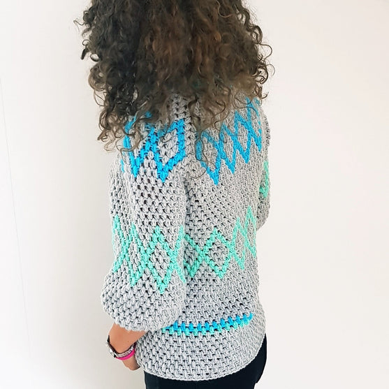 Diamonds Puff Sweater
5