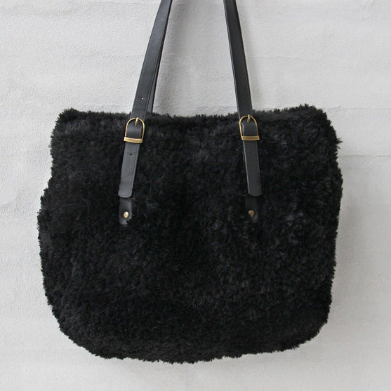 Fur Lux Tasker
2