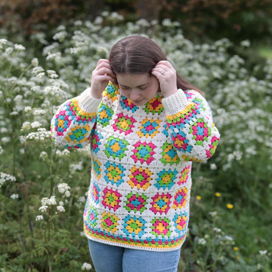 Flower Garden - Sweater
2