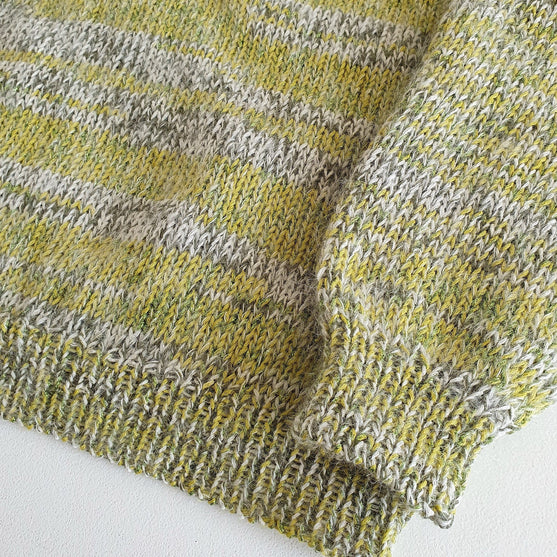 Meryl - Sweater med v-hals
3