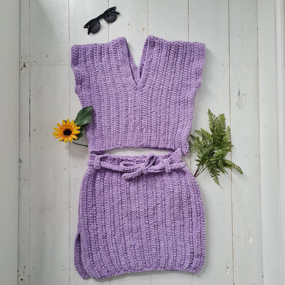 Lauren - Top og nederdel
3