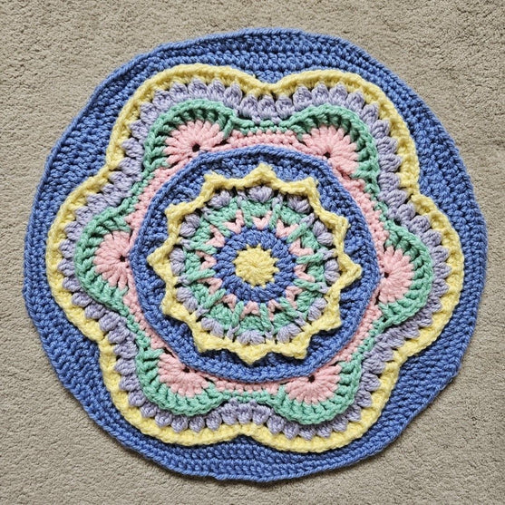 Mini Mandala - Gulvtæppe
3