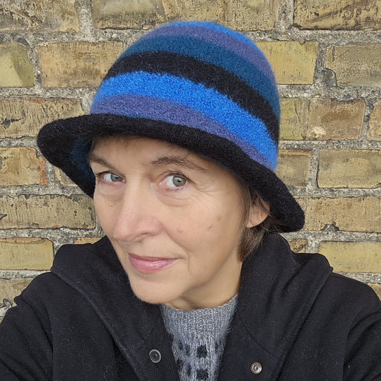 My Hat - Stribet Hat
2