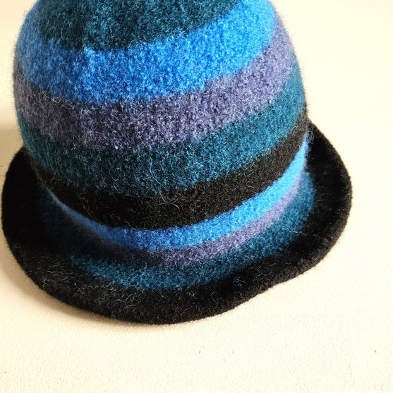 My Hat - Stribet Hat
4