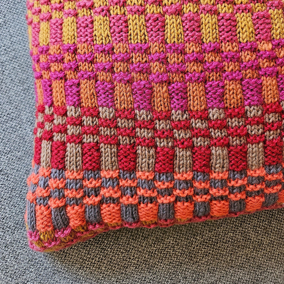 Farverige Streger - Pude
3