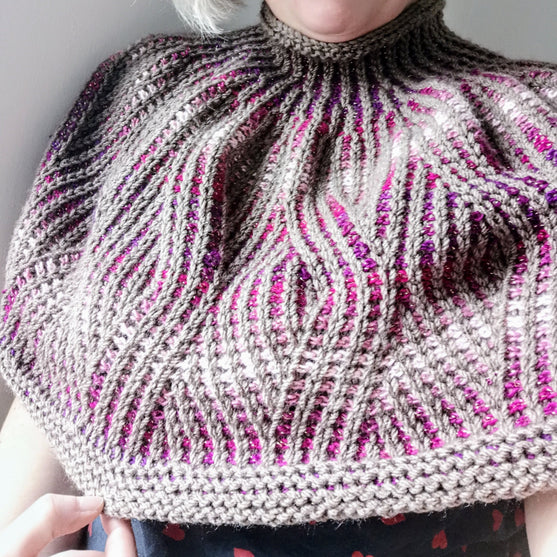 Outlandish - Poncho
3