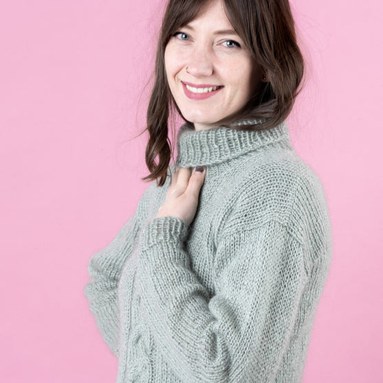 Willa - Sweater
4