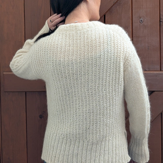 Farrow – Sweater
6