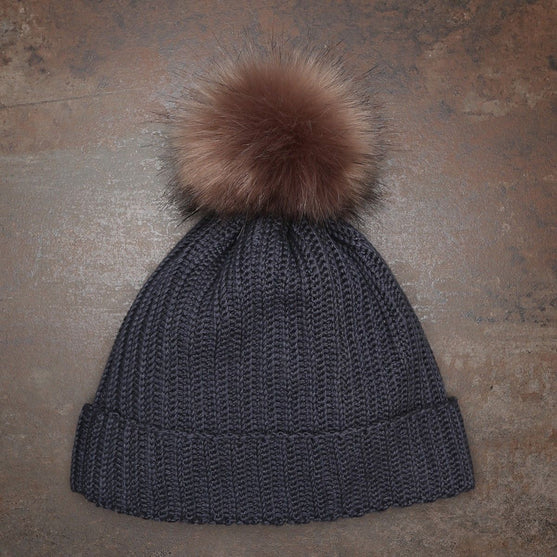 Pompon m/knap, Brun - Go Handmade
3