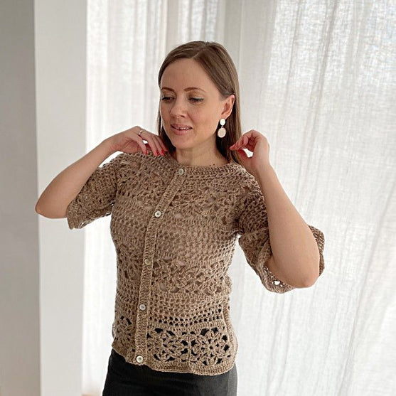 Frosty Flower - T-shirt
6