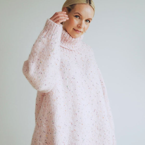 01-03 Viljes Sweater
4