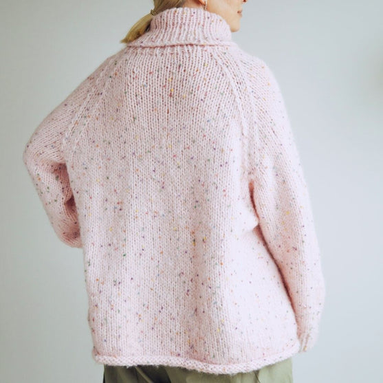 01-03 Viljes Sweater
5