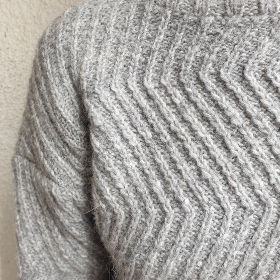 Darby – Rullekravesweater
4