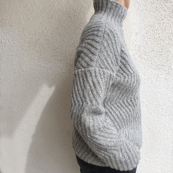 Darby – Rullekravesweater
2