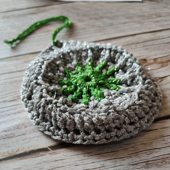 Shiny Bauble - Julepynt
4