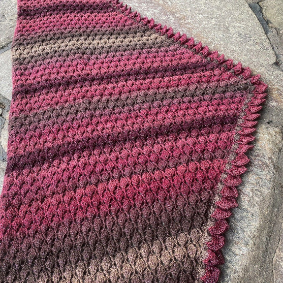 Dragon Scale Sjal
5