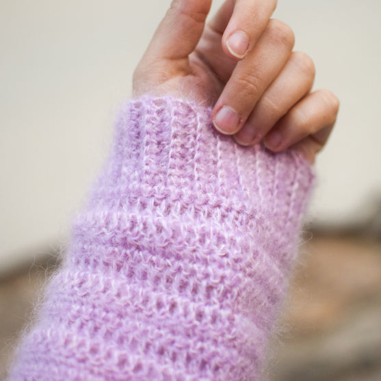 Essence - Cardigan med V-hals
7