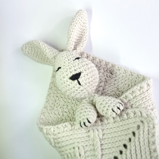 Ninka - Serviet med hare
7
