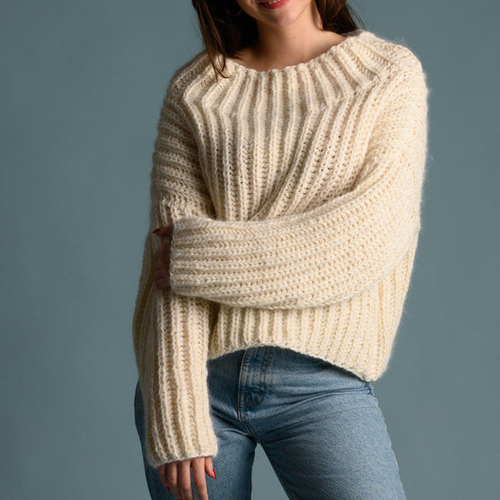 Naomi - Patentsweater
5