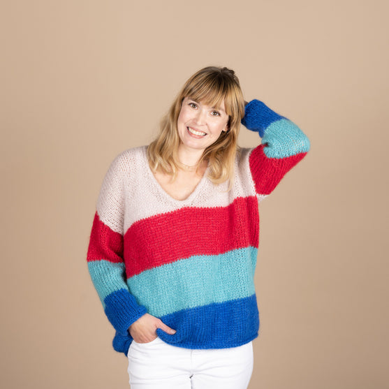 Jolie - Lang Sweater
2