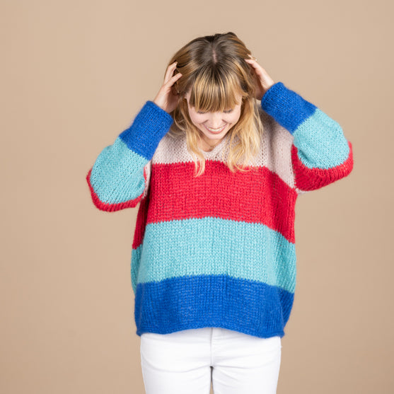 Jolie - Lang Sweater
7
