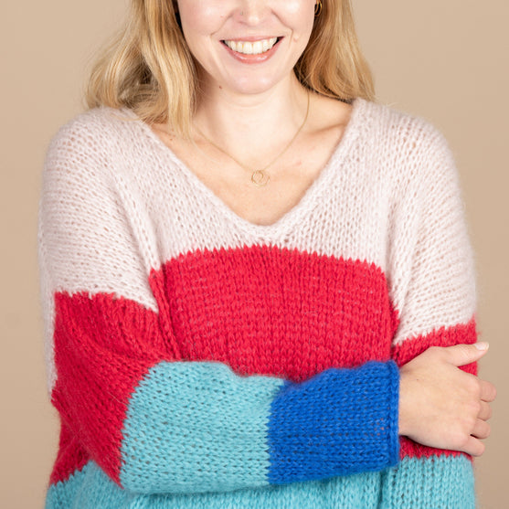 Jolie - Lang Sweater
3