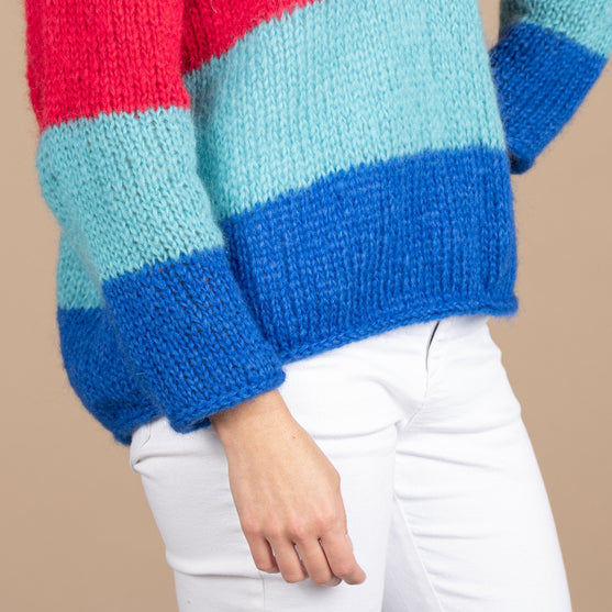Jolie - Lang Sweater
4