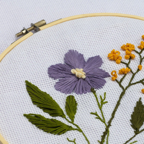 Broderiring med Stof - Hobbii
3