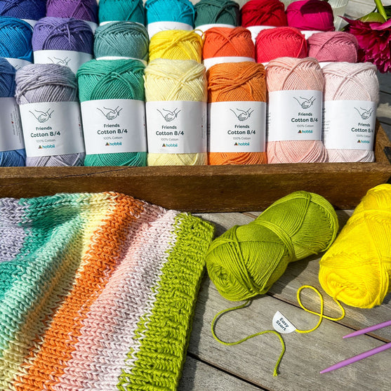 Friends Cotton 8/4 Color Pack - Friends
5