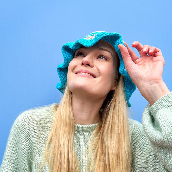 Sopka - Bøllehat med flæsekant
2