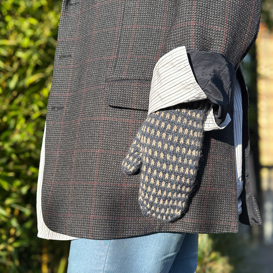 River Stone - Vanter
8