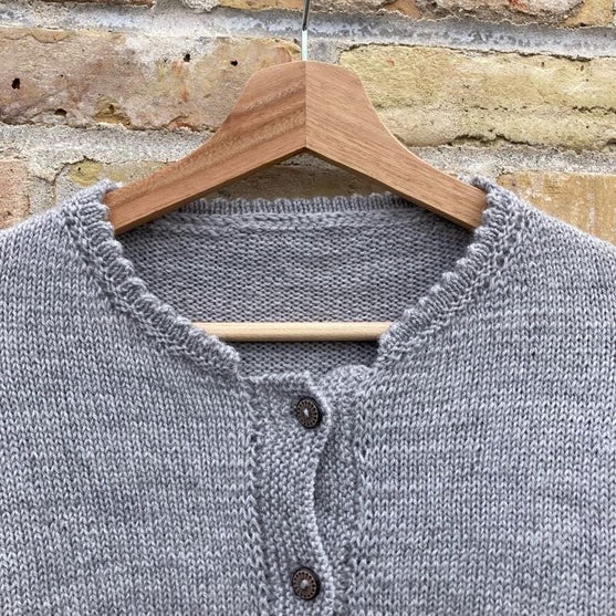 Tulip – Cardigan
6